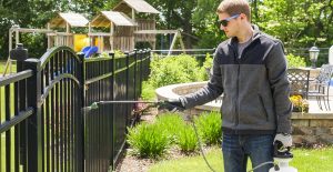fence cleaning