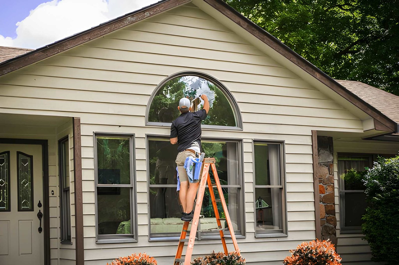 A Complete Guide to Seasonal Exterior Cleaning & Year-Round Home Maintenance